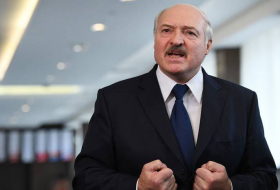 Экзитпол: Лукашенко побеждает на выборах президента Белоруссии с 79,7% голосов

