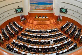 Парламент Узбекистана получил право проводить расследования