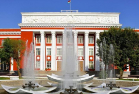 Парламент Таджикистана возобновляет работу после трехмесячного перерыва
