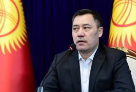 Президент Киргизии подписал указ о назначении нового кабмина во главе с Жапаровым
