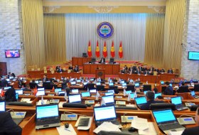 Депутаты парламента Киргизии рассмотрят поправки в избирательное законодательство
