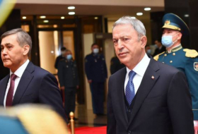 Министр обороны Турции прибыл в Казахстан