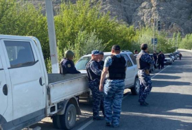 Кыргызстан эвакуировал из зоны конфликта на границе с Таджикистаном свыше 800 человек
