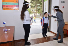 В Азербайджане 19 школ переведены на дистанционное обучение 
