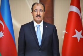 Посол Турции в Азербайджане посетил Аллею шехидов 