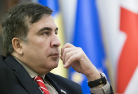 Саакашвили заявил о необходимости операции на позвоночнике
