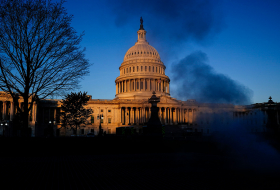 Сенат США поддержал законопроект о многомиллиардной помощи Украине

