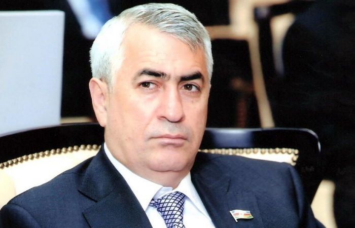 <a href='/news.php?id=211602'>Джавид Гурбанов освобожден от должности председателя ЗАО ”Азербайджанские железные дороги'
</a>