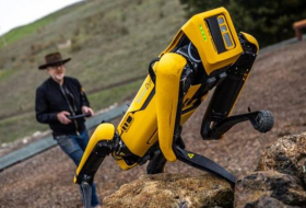 На Украине начнут искать мины с помощью робота-собаки
