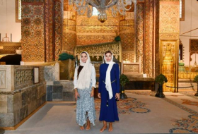 Мехрибан Алиева и Лейла Алиева посетили музей Мевляны в Конье -ФОТО
