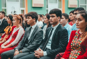 Туркменским студентам-нелегалам дали срок покинуть Россию до 12 октября

