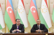 Президент Азербайджана поздравил таджикского коллегу
