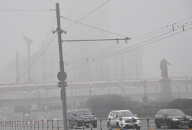 Густой туман накрыл некоторые районы Москвы
