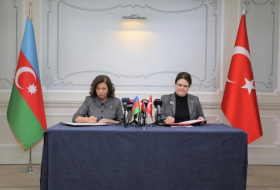 Азербайджан и Турция подписали еще один документ
