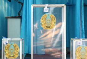Казахстанцы в воскресенье будут выбирать президента страны
