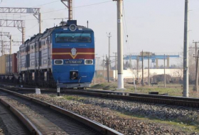 Узбекистан отправил в Европу первый товарный поезд в обход России
