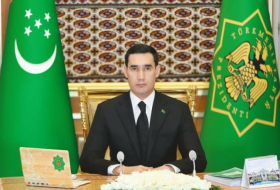 Начался визит президента Туркменистана в Катар

