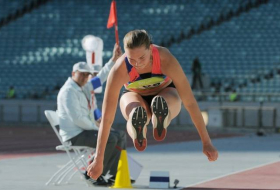 Азербайджанская спортсменка обновила рекорд страны
