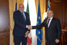 Министр обороны Италии принял посла Азербайджана
