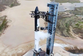 SpaceX перенесла первый испытательный полет корабля Starship на орбиту
