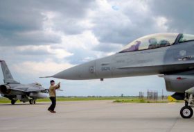 CNN: США разрешат союзникам поставку истребителей F-16 на Украину
