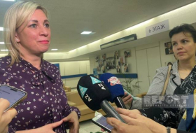 Захарова: Следует регулярно проводить встречи между СМИ Азербайджана и России
