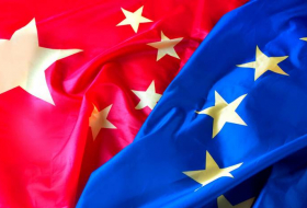 Пекин предупредил о готовности защищать свои интересы в случае введения санкций ЕС
