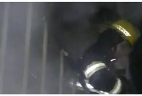 В Баку произошел пожар в девятиэтажном здании -ФОТО -ВИДЕО
