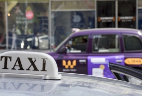В Азербайджане утверждены госпошлины за деятельность такси