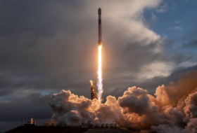Ракета SpaceX стартовала на орбиту с новой партией интернет-спутников Starlink
