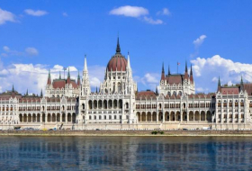 Парламент Венгрии отложил голосование по вопросу о приеме Швеции в НАТО
