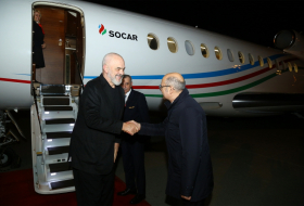 Премьер-министр Албании прибыл с рабочим визитом в Азербайджа