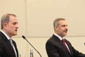 Глава МИД Азербайджана призвал международное сообщество подтолкнуть Армению к миру