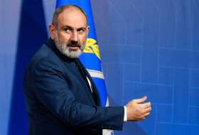 Премьер Армении Пашинян намерен уйти в отставку
