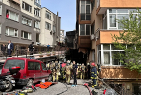 В Стамбуле при пожаре в многоэтажном здании погибли 15 человек