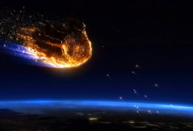 В небе над Украиной сгорел метеор -ВИДЕО
