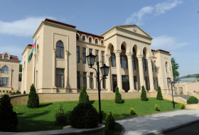 В посольстве Азербайджана в Грузии началось голосование