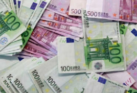 Курс евро в Азербайджане снизился