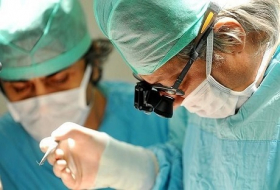 В США впервые в мире провели пересадку черепа