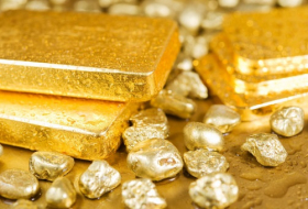Золото на мировых биржах подорожало