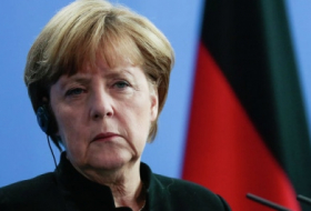 Меркель готова снять санкции с России