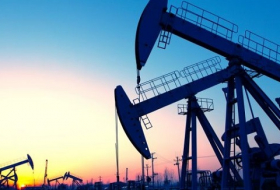 Мировые цены на нефть падают