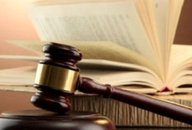 В Азербайджане за нарушения наказаны несколько судей