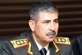 Министр обороны Азербайджана отправился в Россию