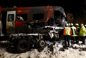 В Баварии поезд врезался в грузовик