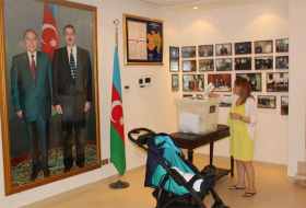 Азербайджанские граждане голосуют на референдуме в Абу-Даби и Дубае 